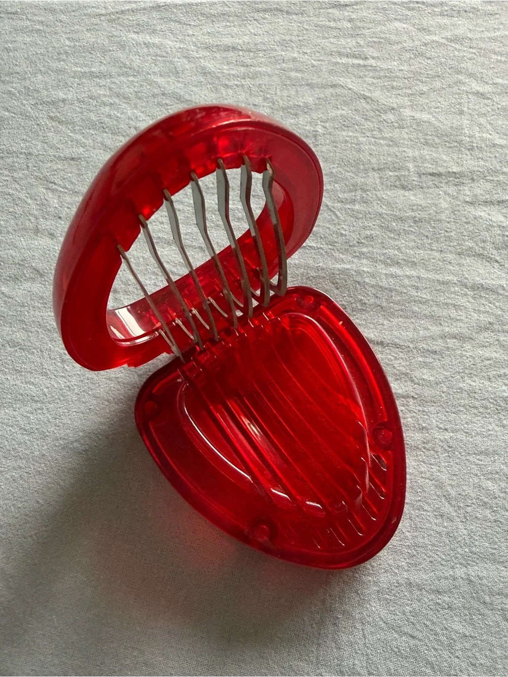 Strawberry Slicer & Huller Set – Red Kitchen Gadget – 2 Piece